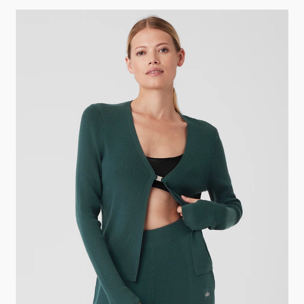 Size small Alo knit Salana Cardigan midnight green